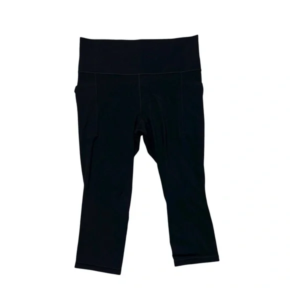 Athleta Salutation Stash Pocket II Capri Black Size Large Activewear - Picture 2 of 4